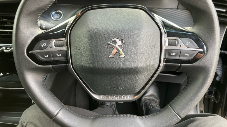 Peugeot 208 1.2 PureTech 100 Allure Premium + 5dr Petrol Hatchback